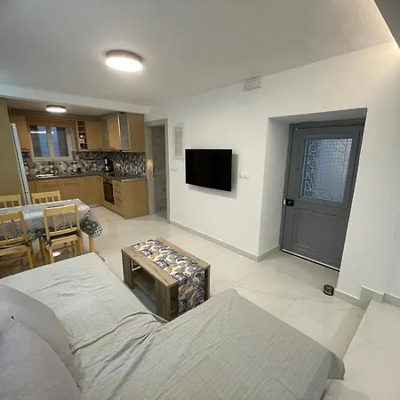 Coco Luxury Apartments Poros Town Exterior foto