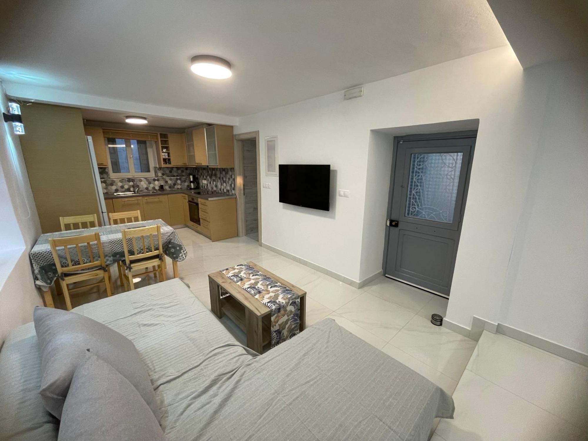Coco Luxury Apartment Poros Town